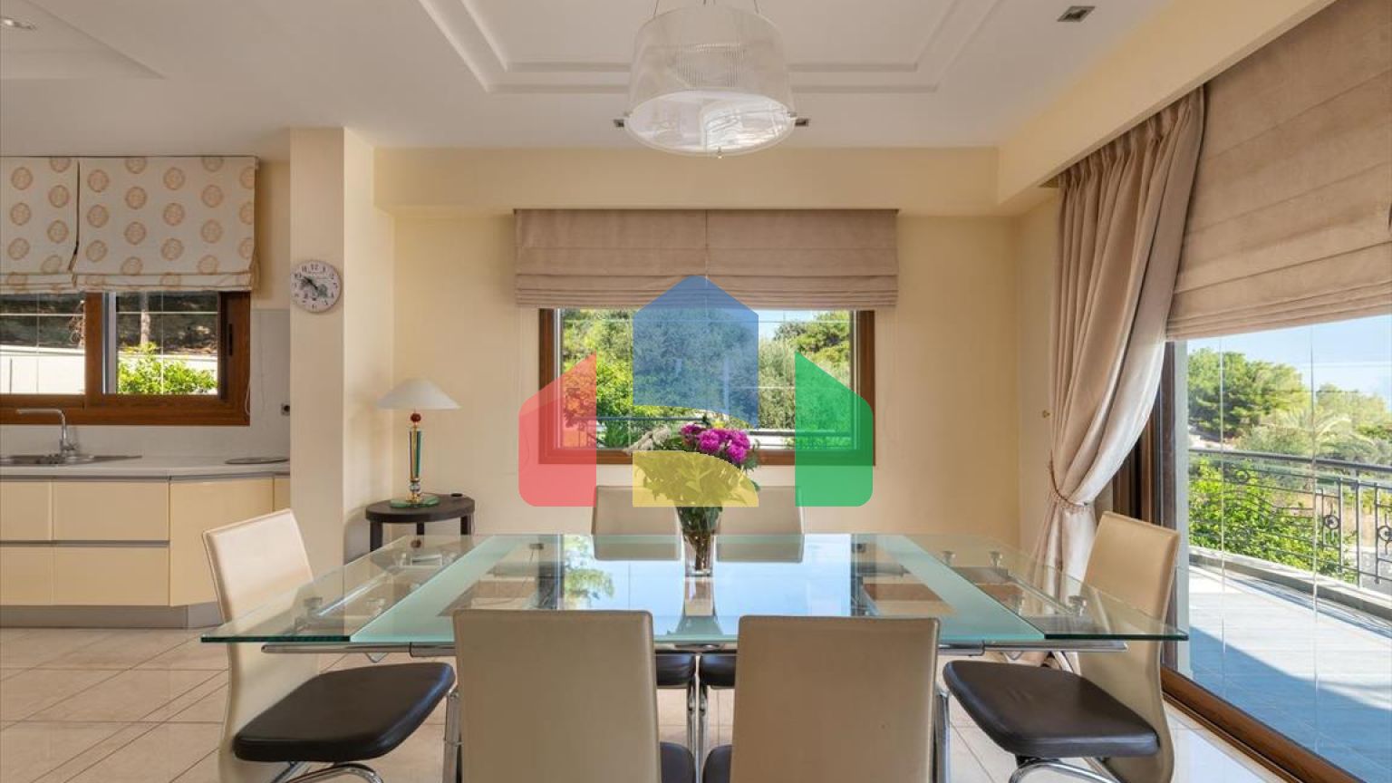 Продажа - Вилла 600 m² на Родосе