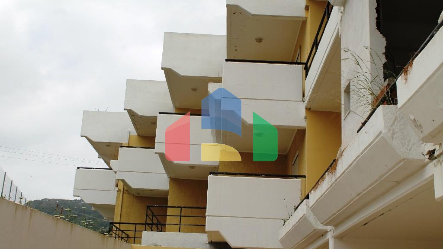 Продаж - Бізнес 1300 m² на Родосі