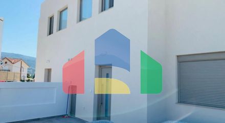 Продажа - Вилла 200 m² на Родосе