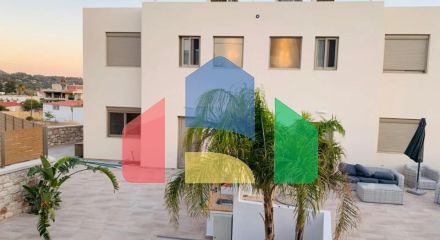 Продажа - Вилла 200 m² на Родосе