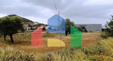 Продаж - Земельна ділянка 7400 m² на Родосі