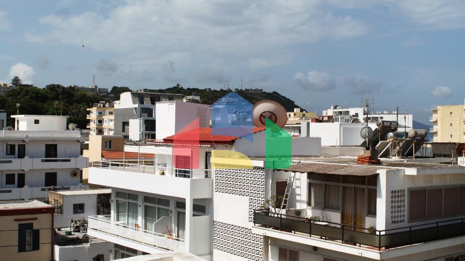 Продажа - Бизнес 700 m² на Родосе