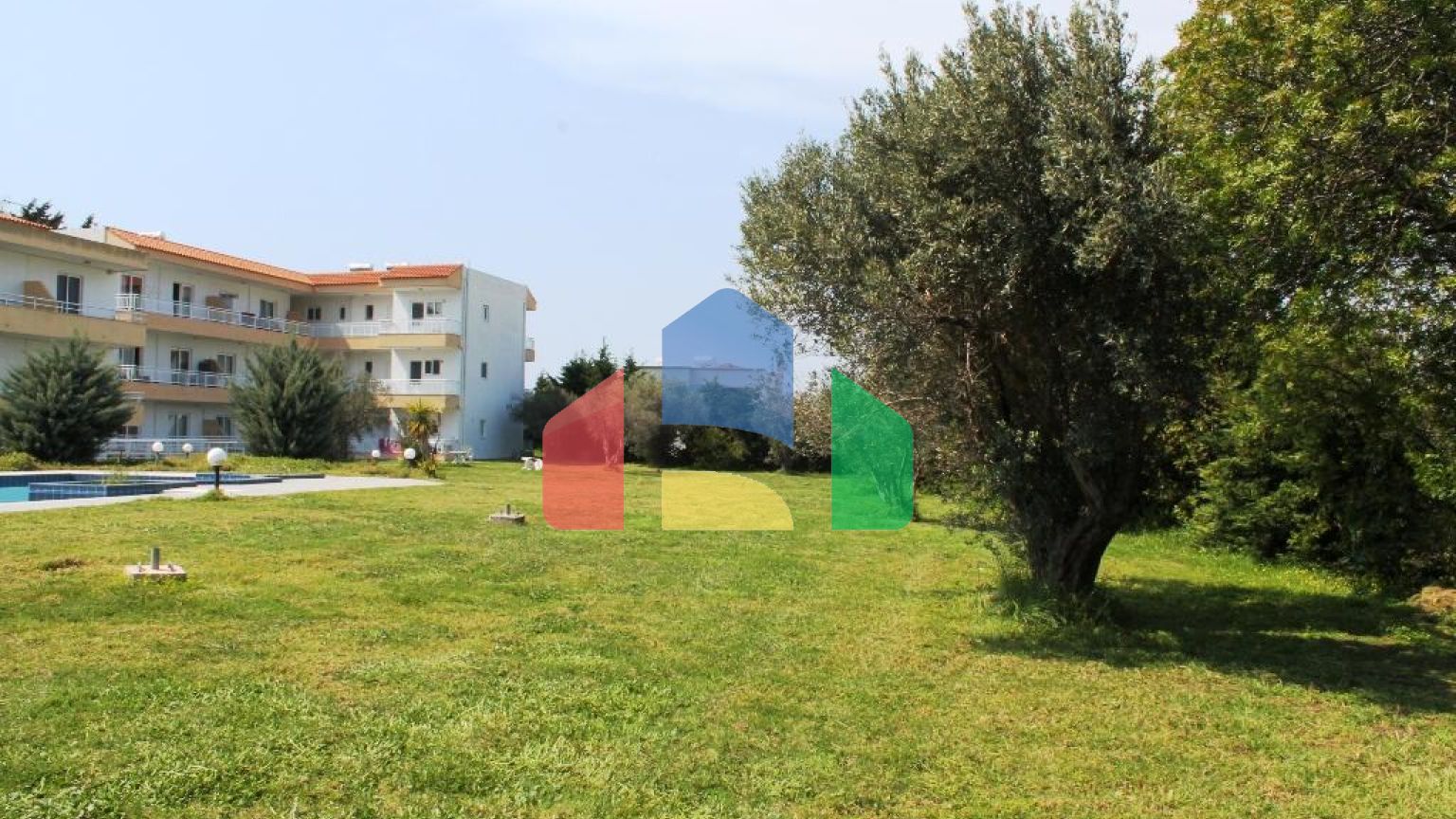 Продажа - Гостиница 1300 m² на Родосе