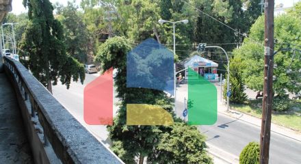 Продаж - Бізнес 3000 m² на Родосі