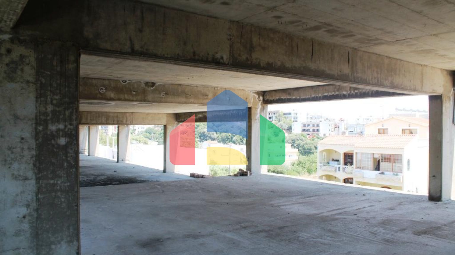 Продаж - Бізнес 3000 m² на Родосі