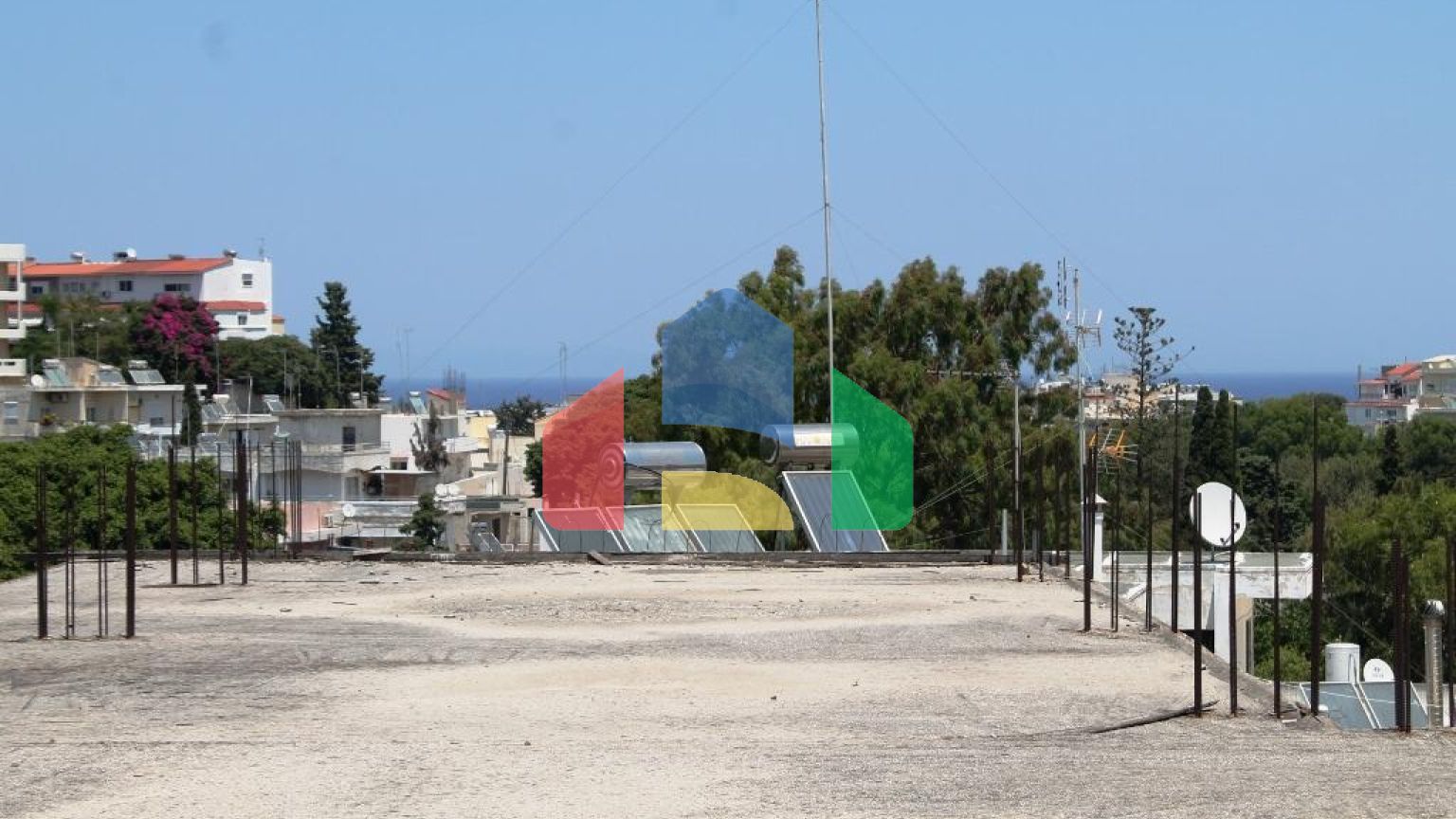 Продаж - Бізнес 3000 m² на Родосі