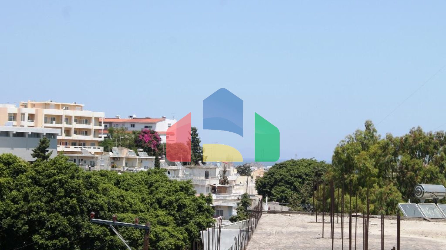 Продаж - Бізнес 3000 m² на Родосі