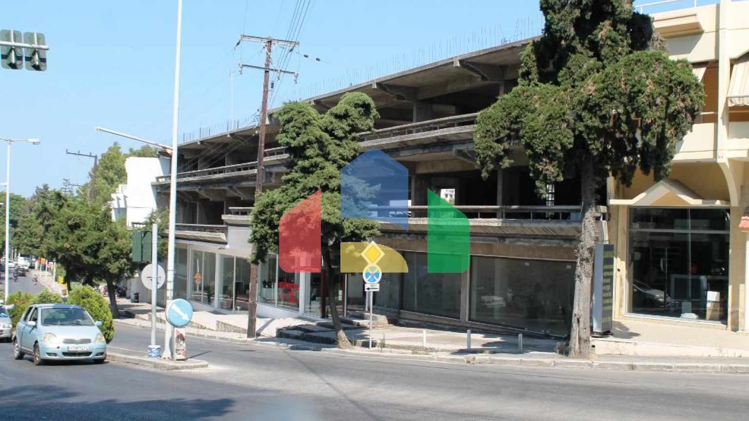 Продаж - Бізнес 3000 m² на Родосі