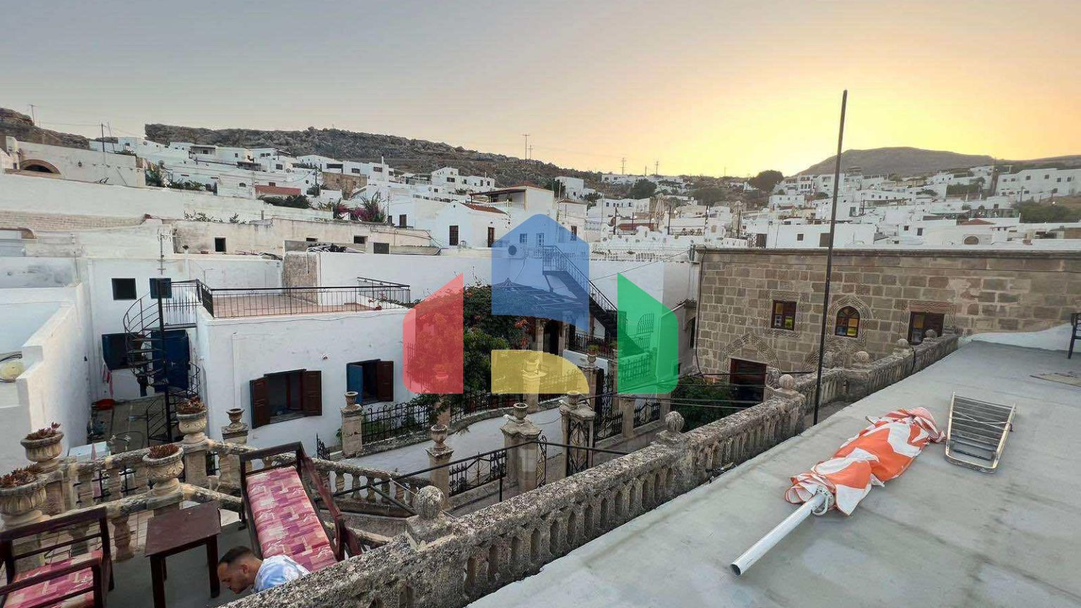 Продаж - Бізнес 500 m² на Родосі