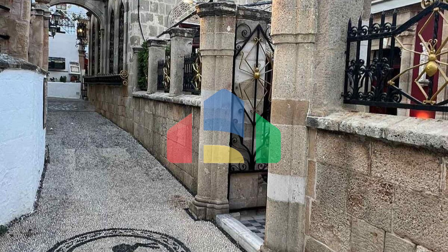 Продаж - Бізнес 500 m² на Родосі