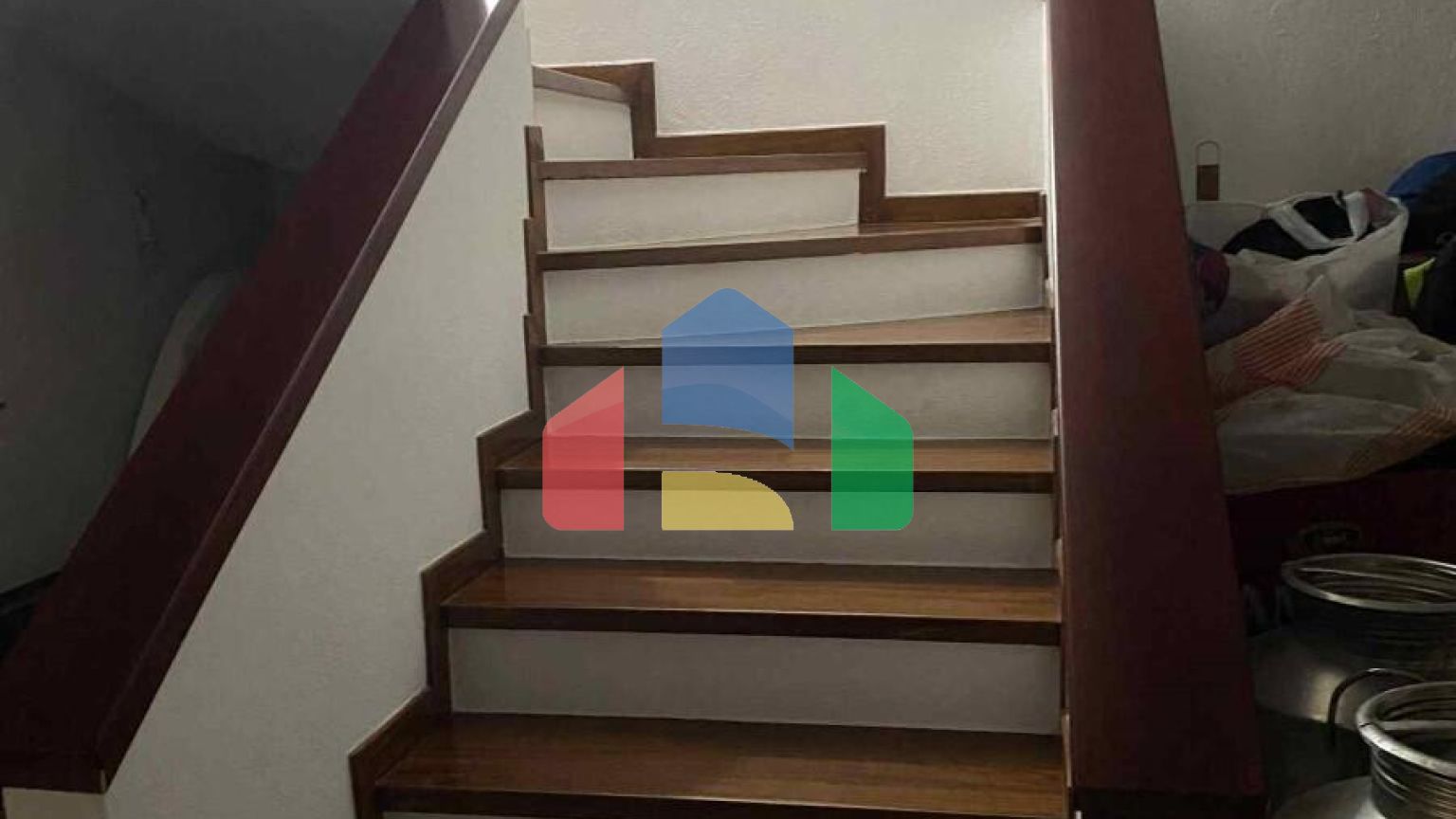 Продажа - Коттедж 300 m² в Серресе