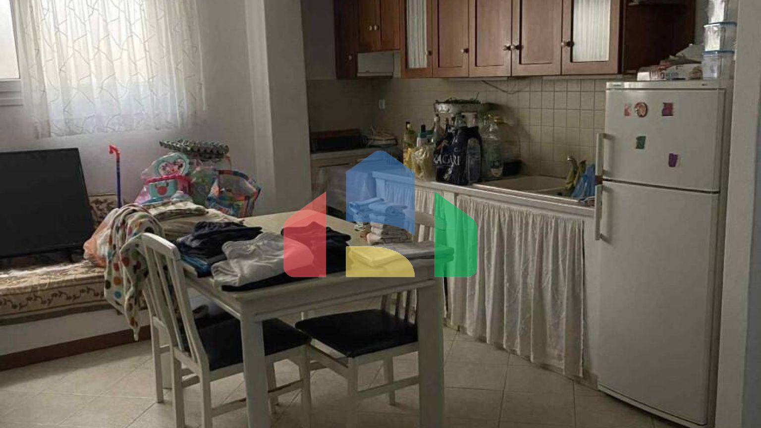 Продажа - Коттедж 300 m² в Серресе