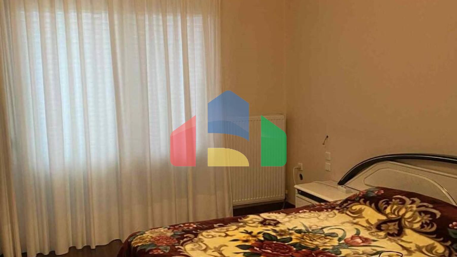 Продажа - Коттедж 300 m² в Серресе