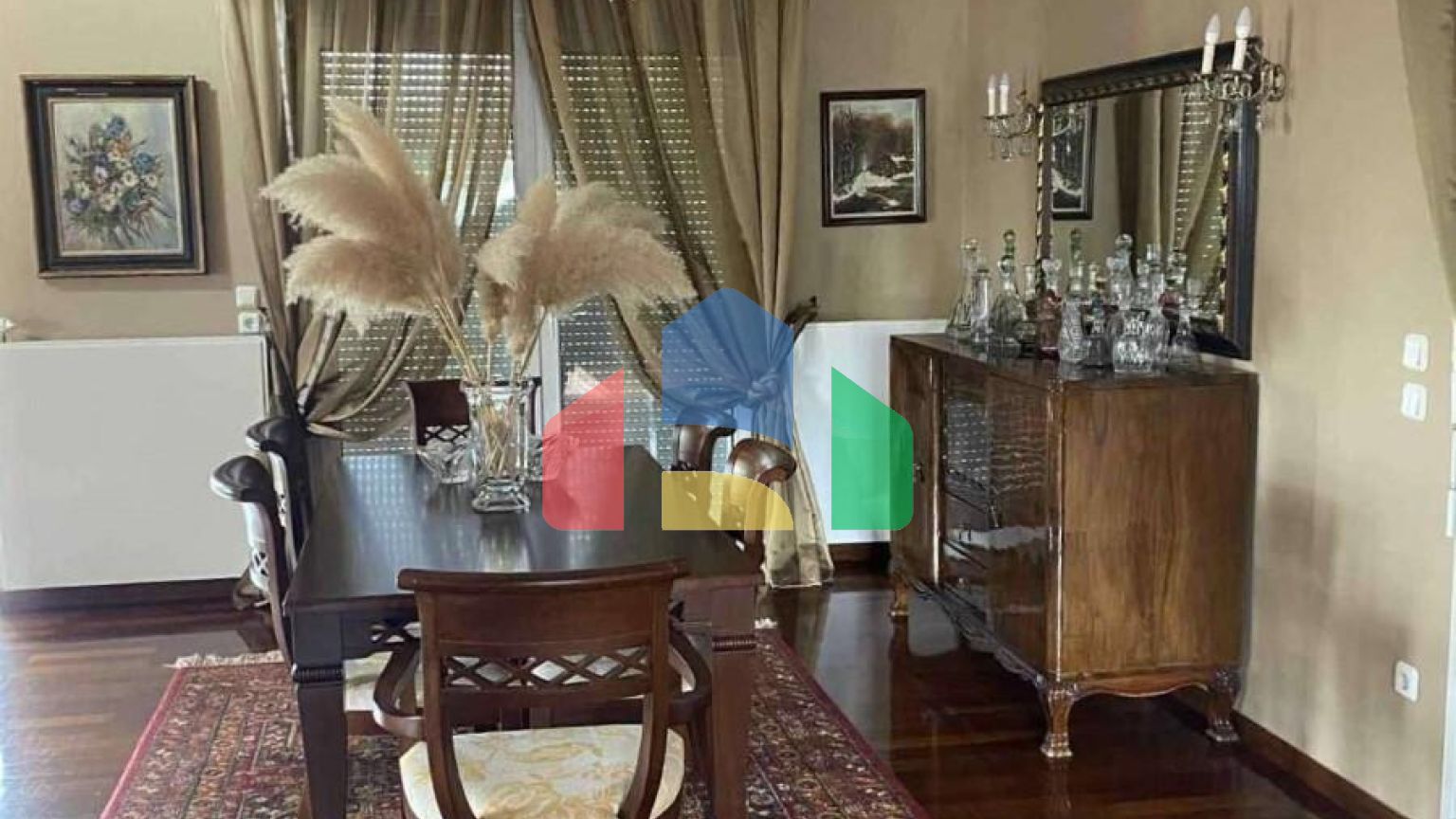 Продажа - Коттедж 300 m² в Серресе