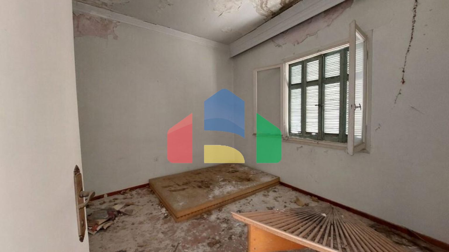 Продаж - Будівля 140 m² в Салоніках