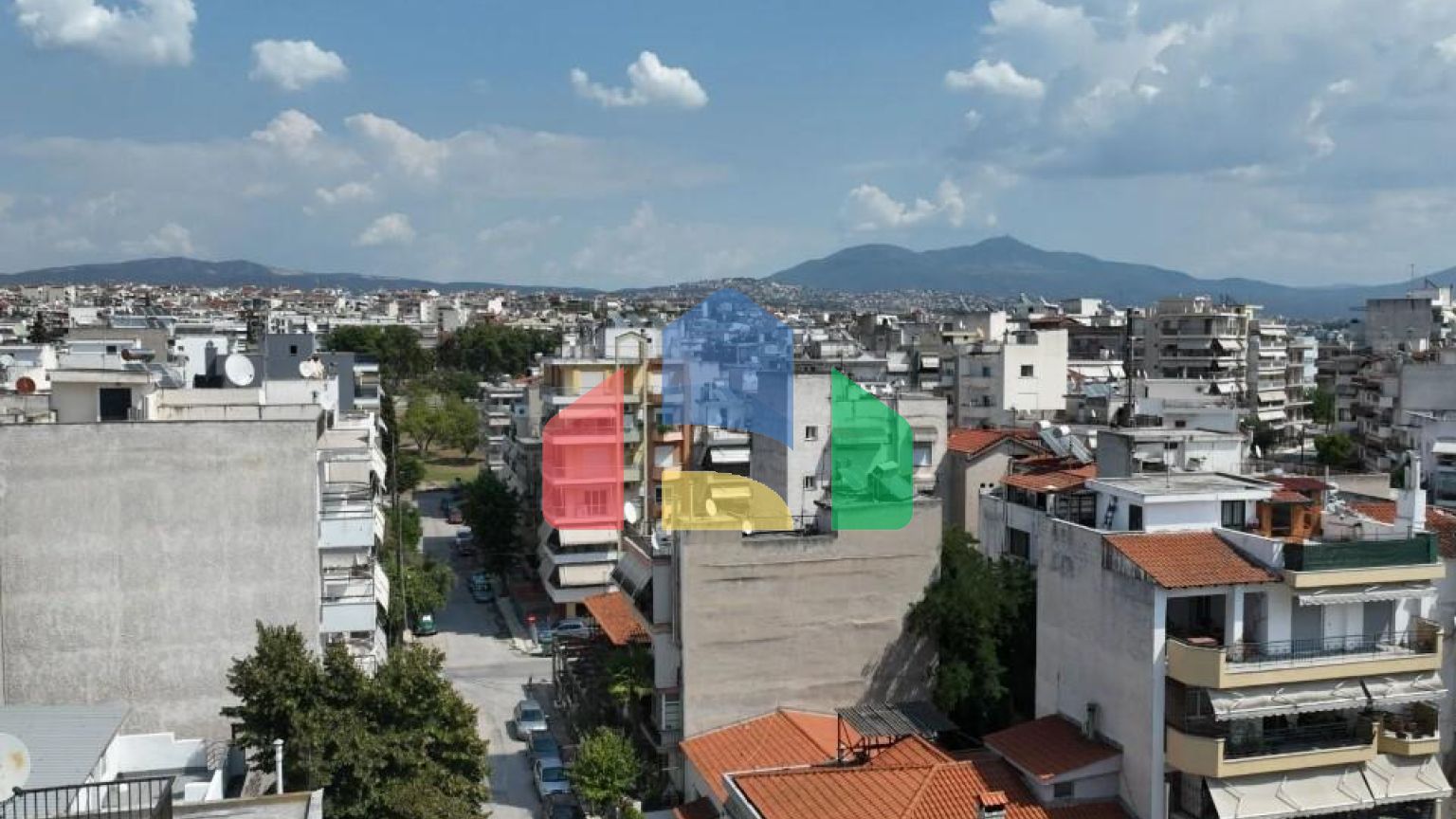 Продажа - Двухуровневая квартира 112 m² в Салониках