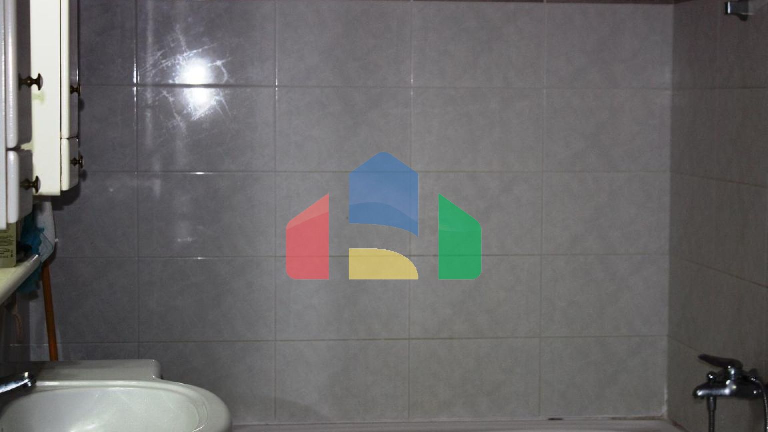 Продажа - Здание 1700 m² в Салониках