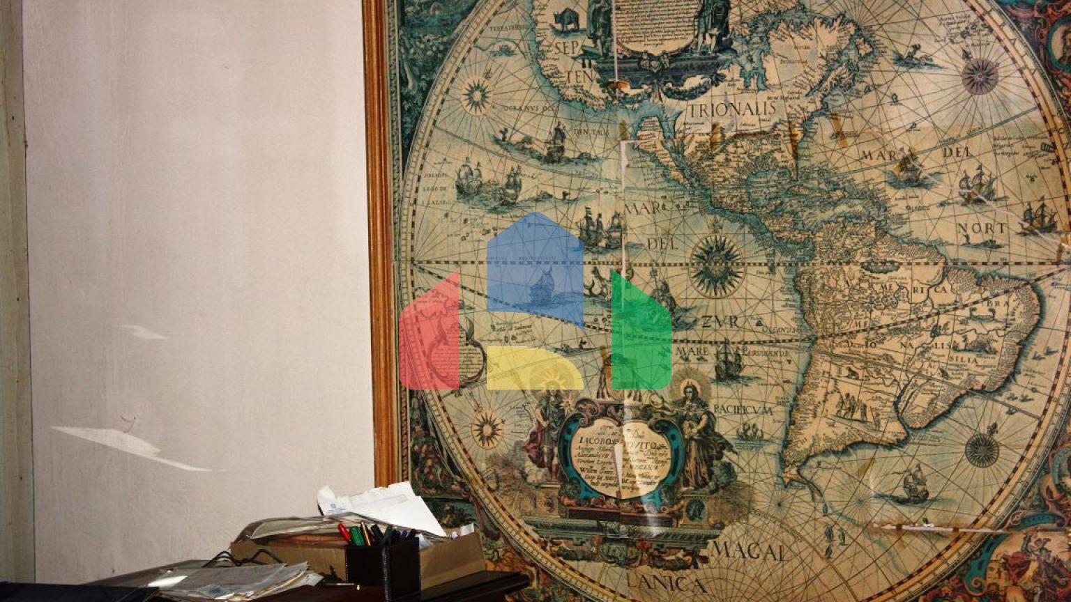 Продажа - Здание 1700 m² в Салониках