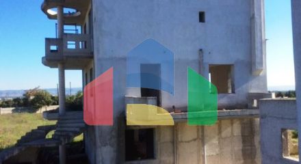 Продаж - Котедж 345 m² в Салоніках