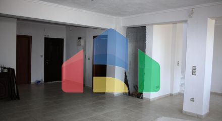 Продаж - Котедж 280 m² в Салоніках
