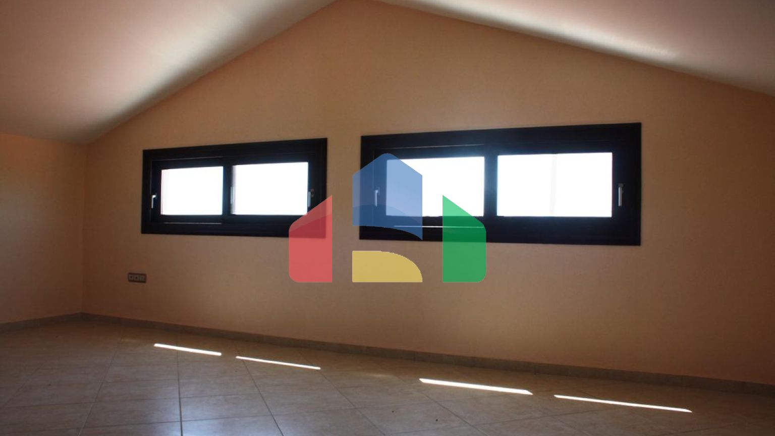 Продаж - Котедж 280 m² в Салоніках