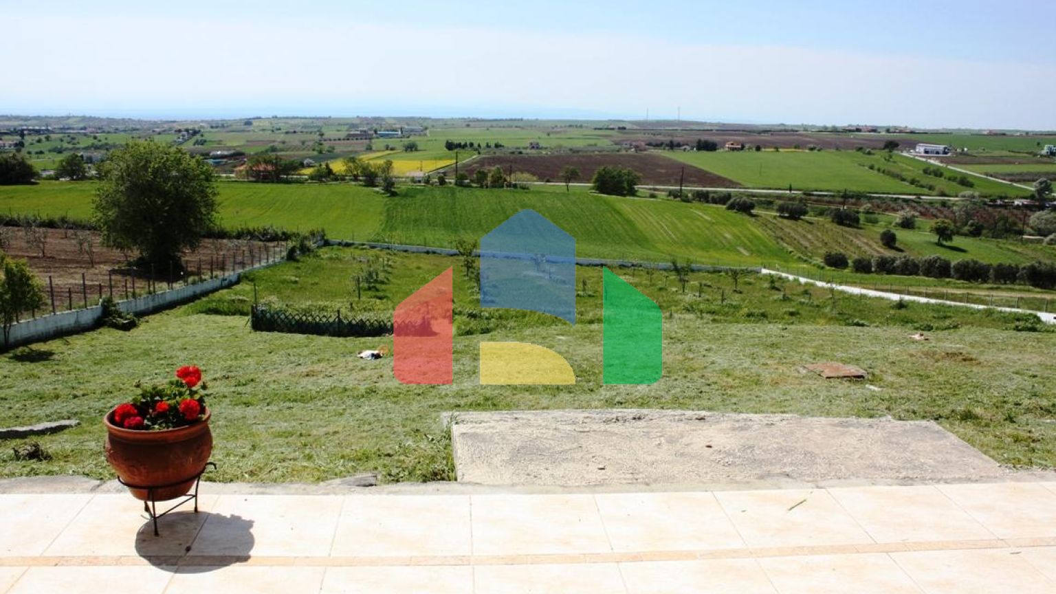 Продаж - Котедж 280 m² в Салоніках