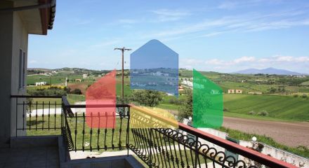 Продаж - Котедж 280 m² в Салоніках Продаж - Котедж 280 m² в Салоніках