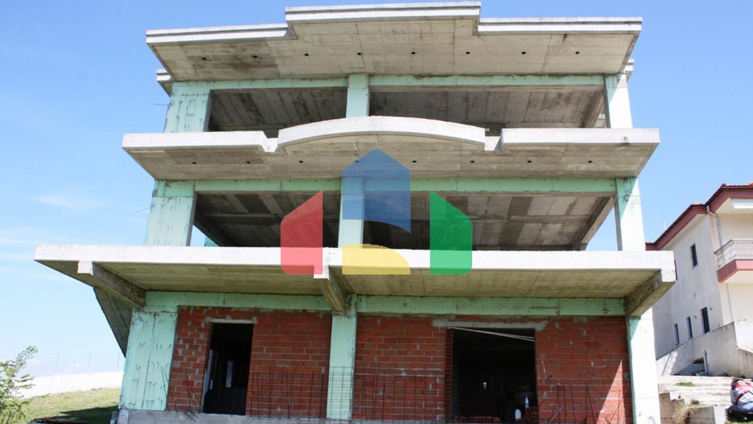 Продаж - Котедж 280 m² в Салоніках