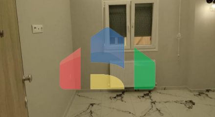 Продаж - Квартира 32 m² в Салоніках