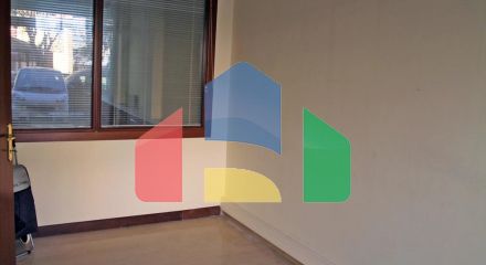 Продажа - Коммерческое помещение 300 m² в Салониках