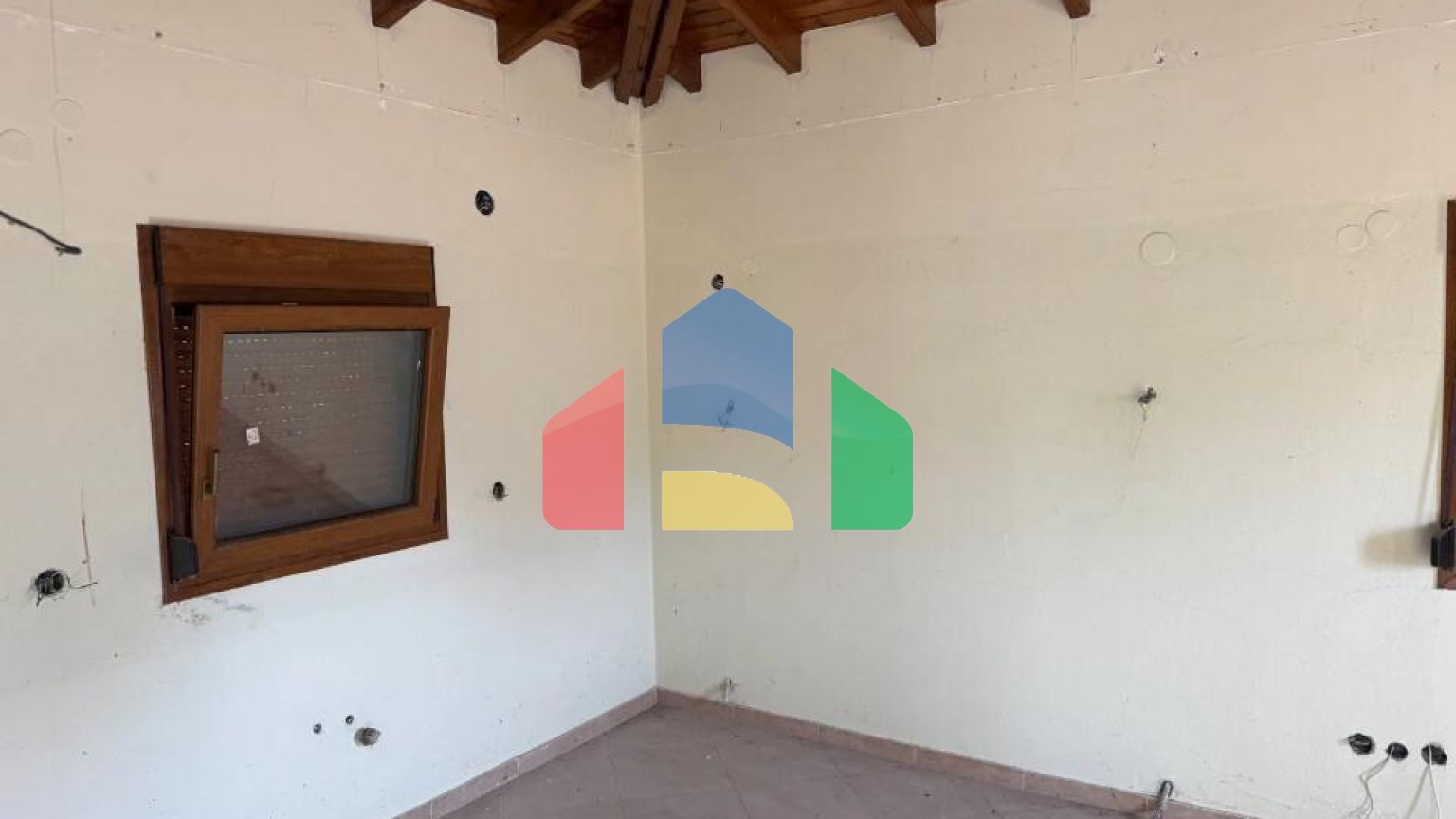 Продаж - Котедж 310 m² в Салоніках