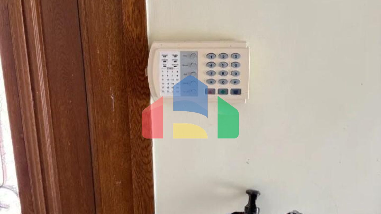 Продаж - Котедж 310 m² в Салоніках