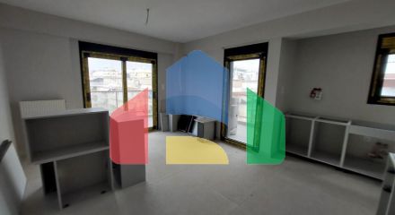 Продаж - Таунхаус 106 m² в Салоніках