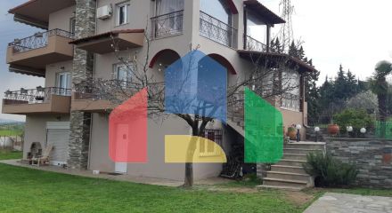 Продаж - Котедж 230 m² в Салоніках