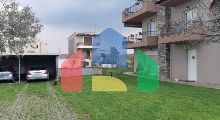 Продаж - Котедж 230 m² в Салоніках