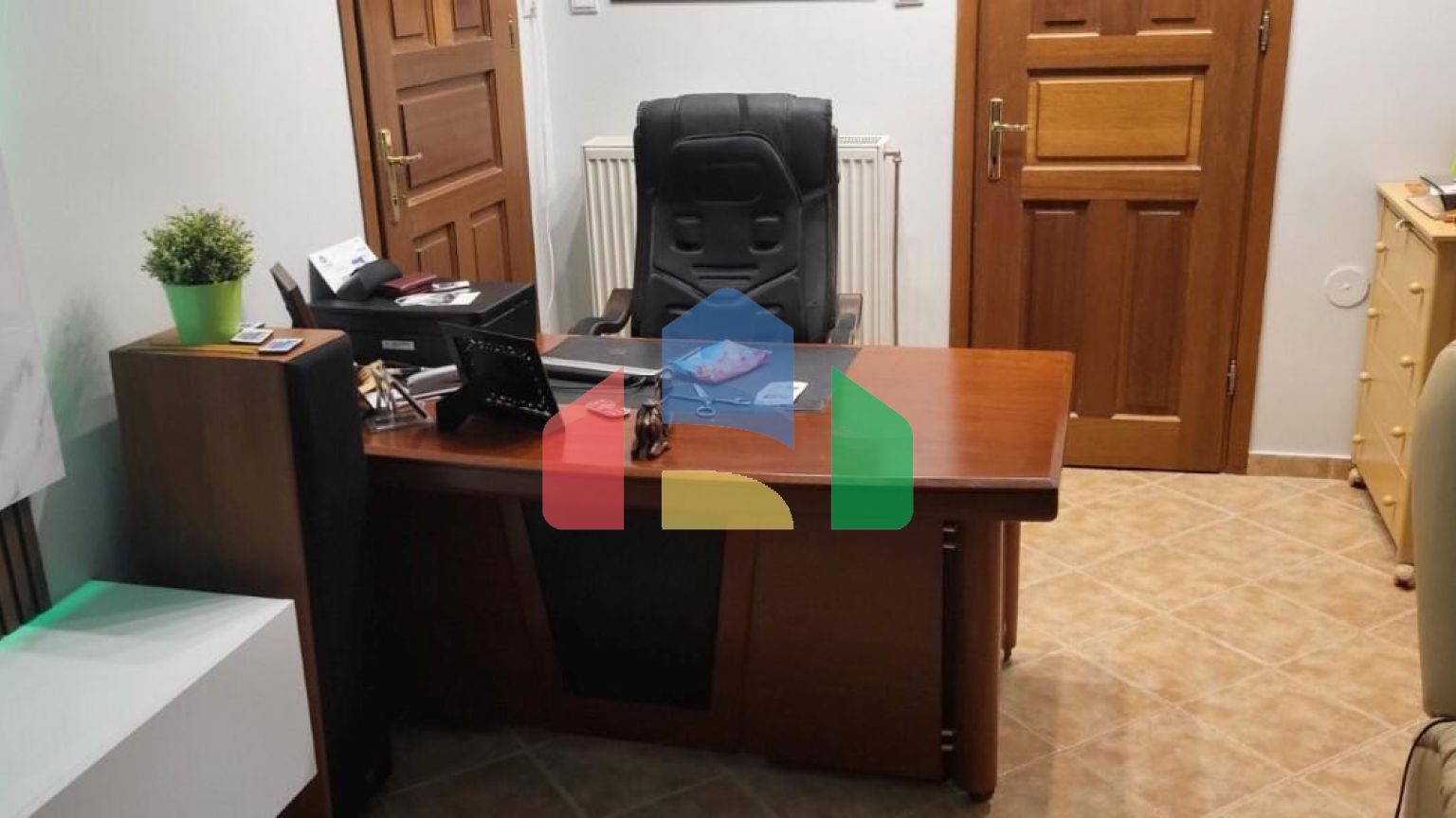 Продаж - Котедж 230 m² в Салоніках