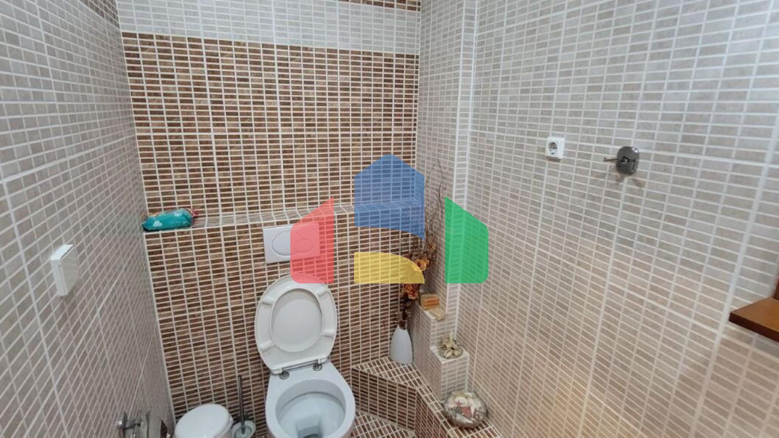 Продаж - Котедж 230 m² в Салоніках