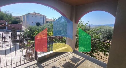 Продаж - Котедж 230 m² в Салоніках