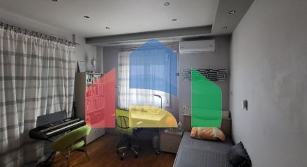 Продаж - Котедж 230 m² в Салоніках