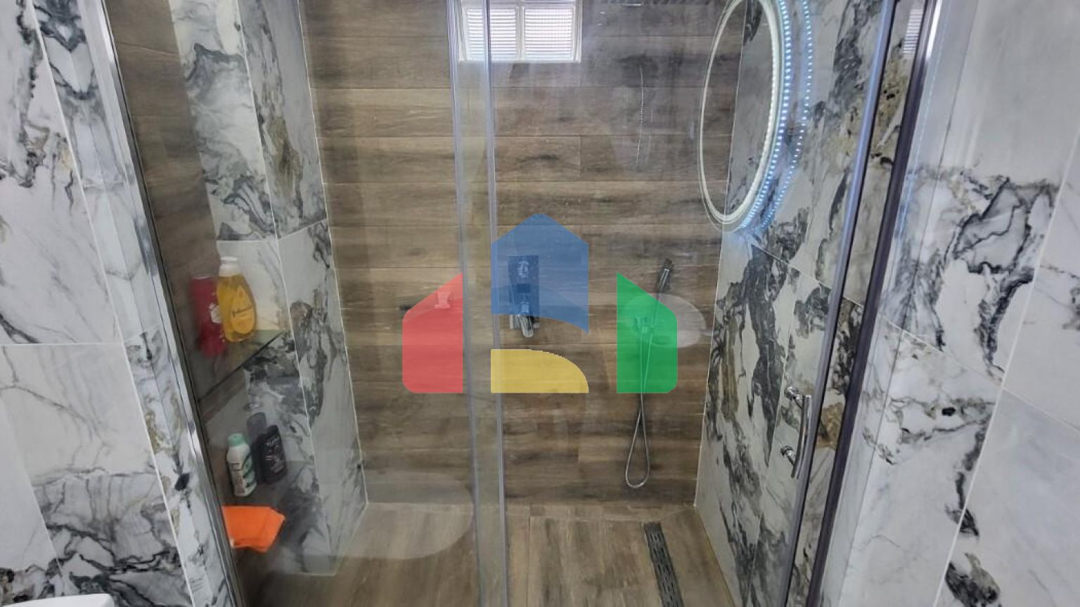 Продаж - Котедж 230 m² в Салоніках