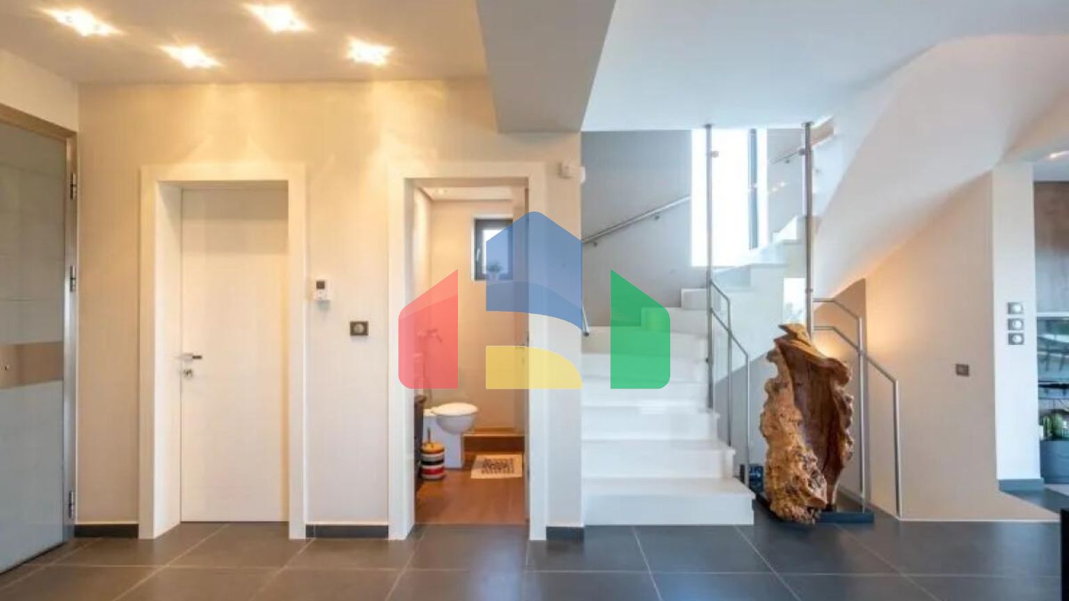 Продаж - Квартира 350 m² в Салоніках