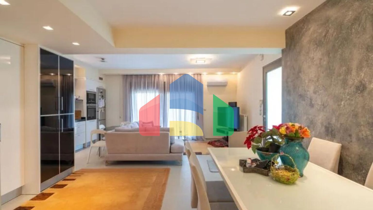 Продаж - Квартира 350 m² в Салоніках