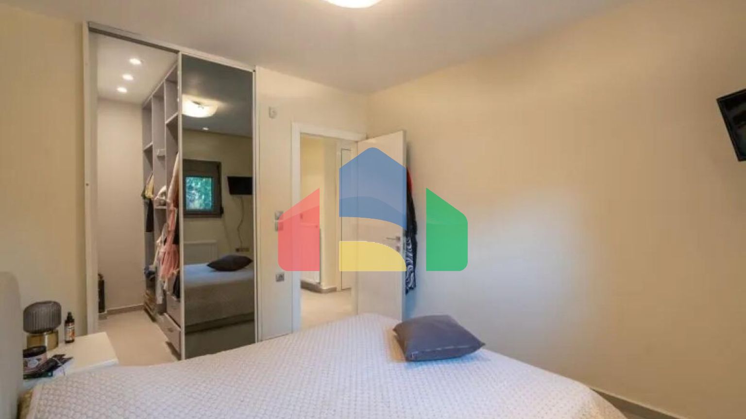 Продаж - Квартира 350 m² в Салоніках