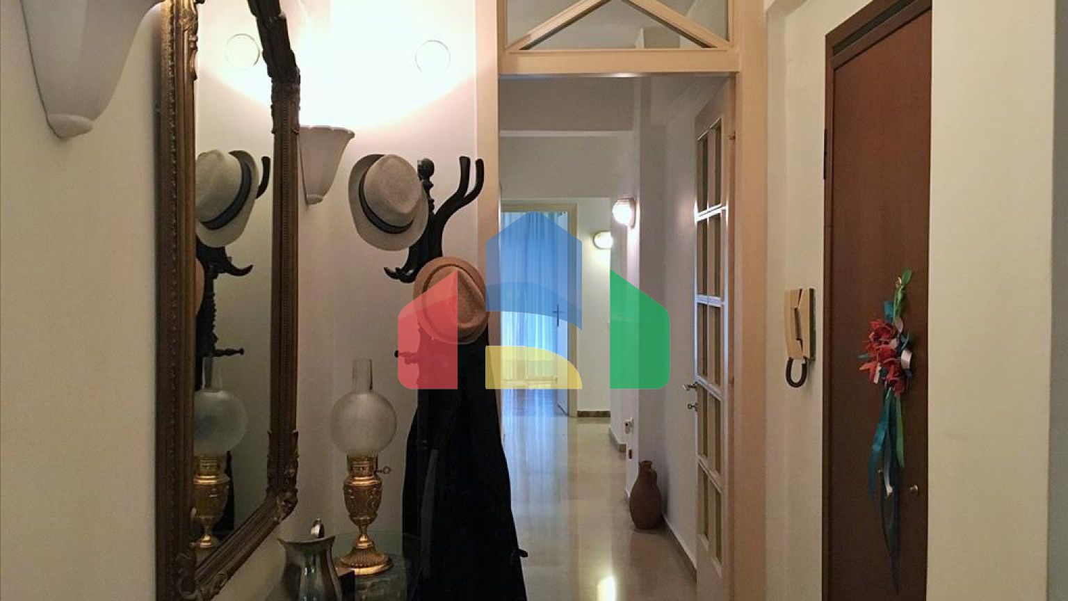 Продаж - Квартира 190 m² в Салоніках