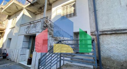 For Sale - Building 167 m² in Thessaloniki