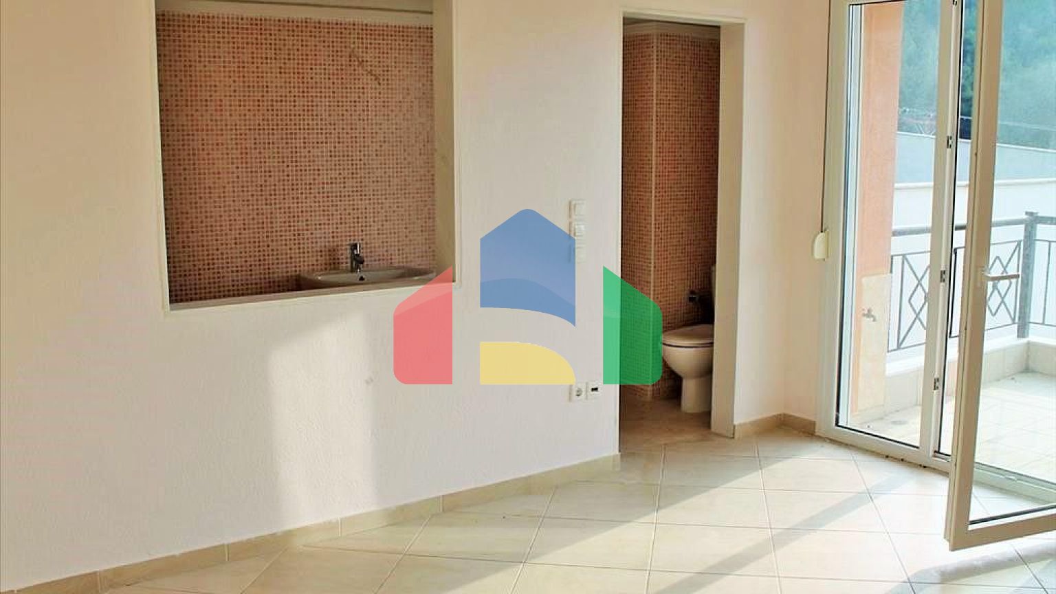 Продаж - Таунхаус 200 m² в Салоніках