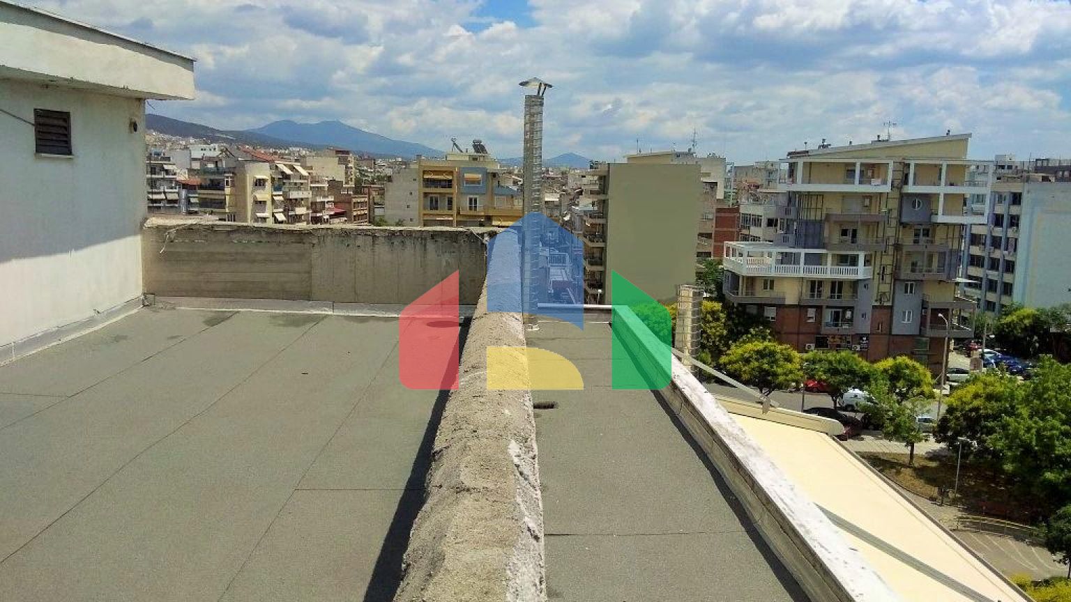 Продажа - Здание 770 m² в Салониках