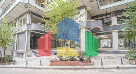 Продаж - Комерційна нерухомість 815 m² в Салоніках