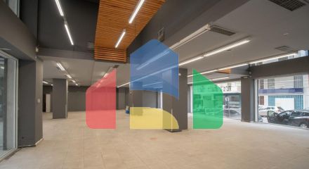 Продаж - Комерційна нерухомість 815 m² в Салоніках Продаж - Комерційна нерухомість 815 m² в Салоніках