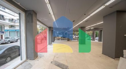 Продаж - Комерційна нерухомість 815 m² в Салоніках Продаж - Комерційна нерухомість 815 m² в Салоніках